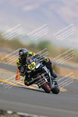 media/Sep-11-2022-SoCal Trackdays (Sun) [[81b7e951af]]/Turn 14 (1130am)/